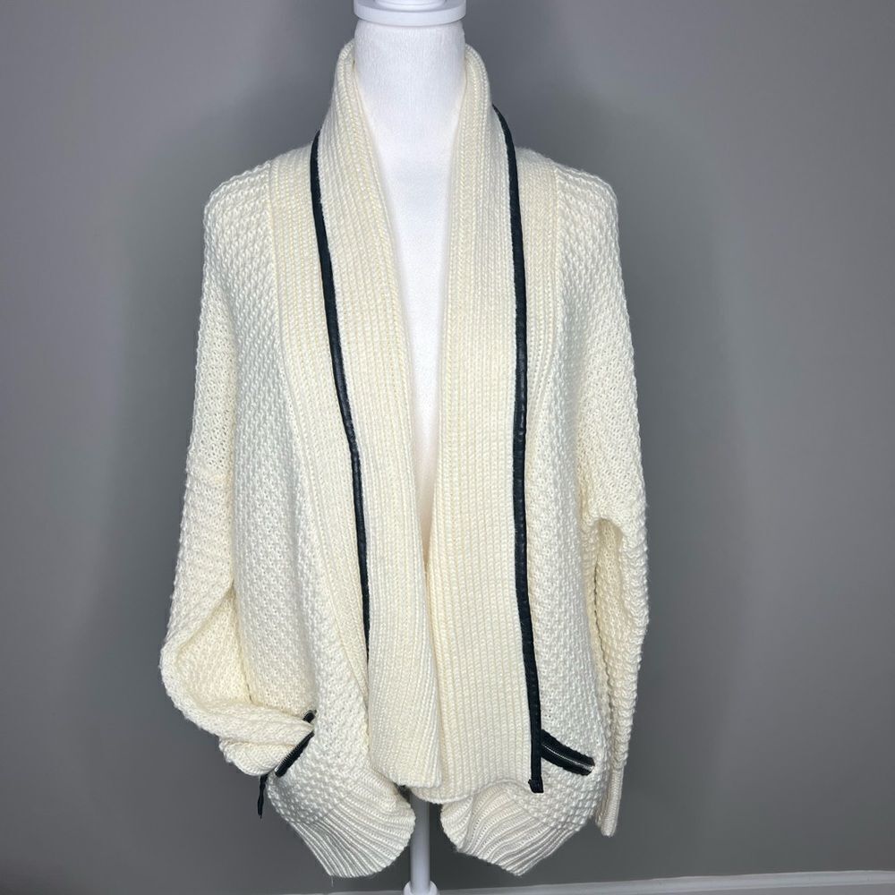 Fate cardigan 